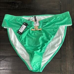 PrettyLittleThing Plus Green Hammered Bikini Bottom with Gold Detail - Sz 14